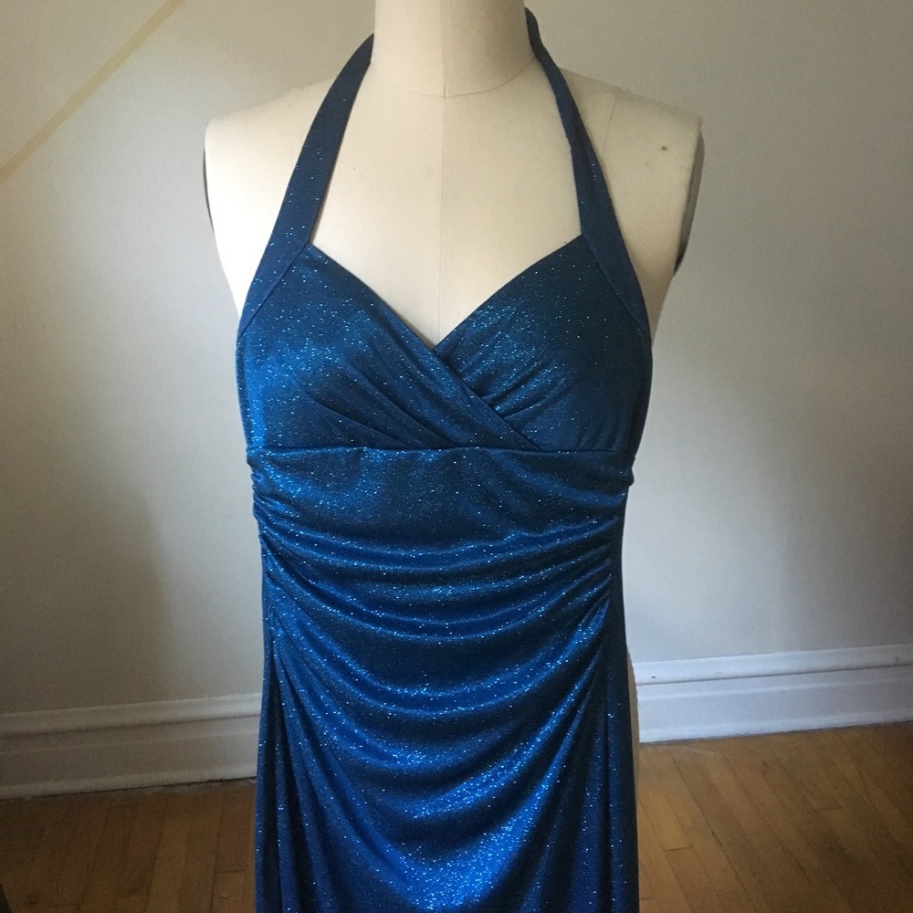 SPARKLY BLUE FULL LENGTH DRESS